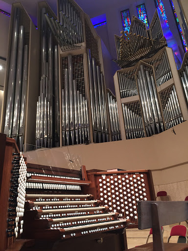 Coral Ridge Fort Lauderdale organ console & case